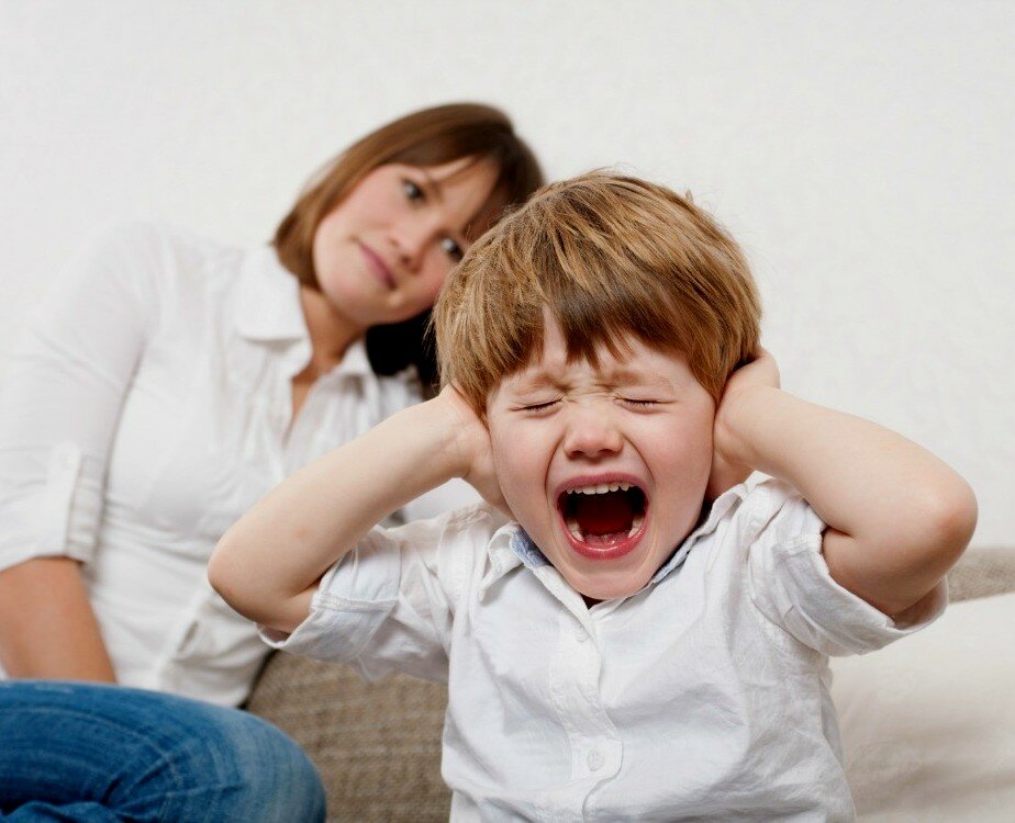 Три фразы, способные остановить истерику у ребенка. если вы боитесь истерик ребенка