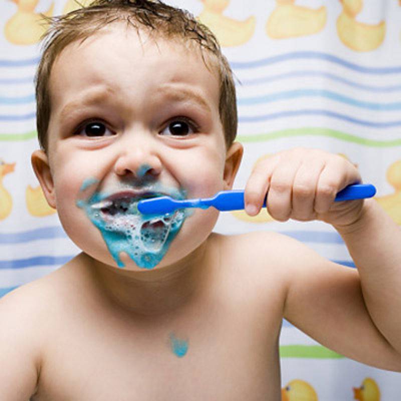 12 эффективных способов приучить ребенка чистить зубы