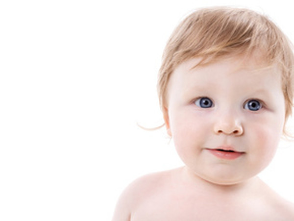 Косоглазие у детей разного возраста (в том числе новорожденных, до года): причины, лечение и другие особенности