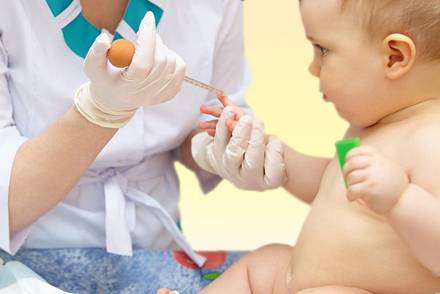 Как берут кровь из вены у ребенка и зачем это нужно у грудничов и новорожденных