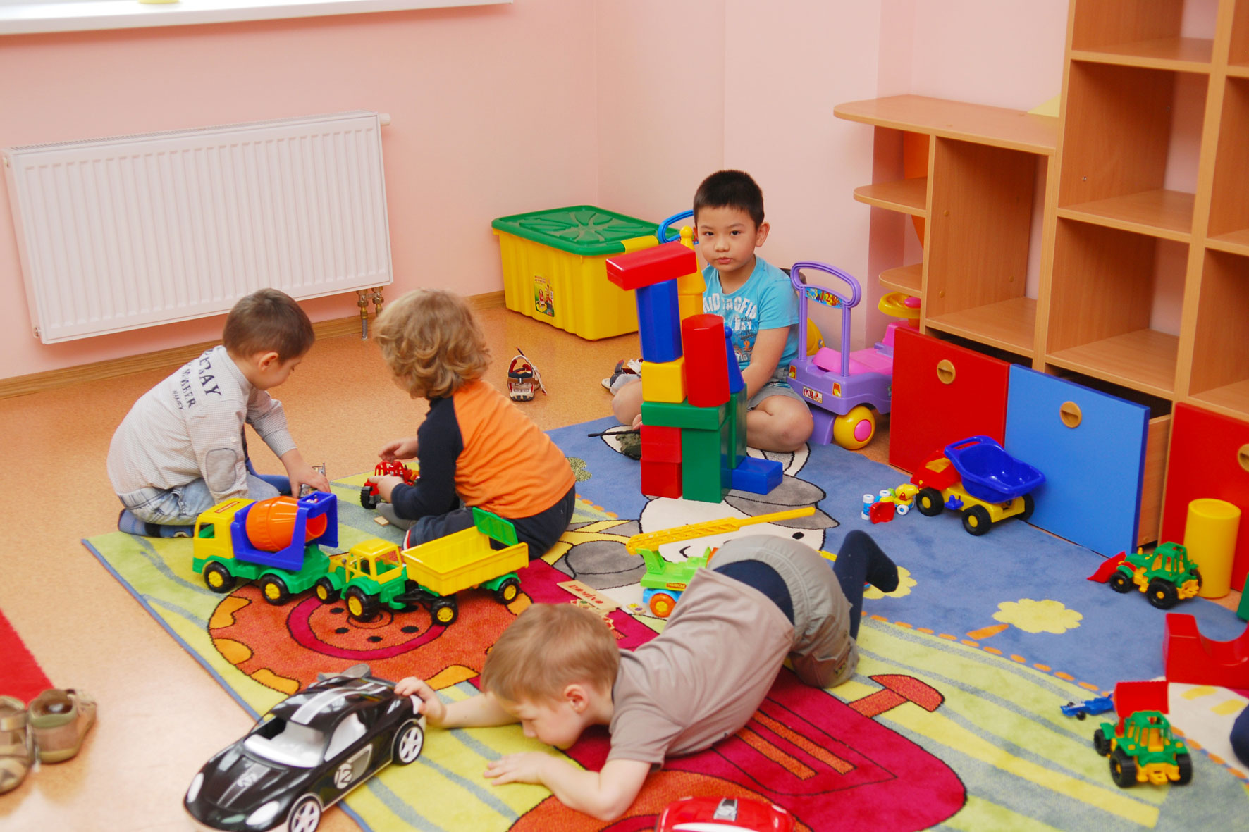 Как выбрать частный детский сад для ребенка | schoolioneri