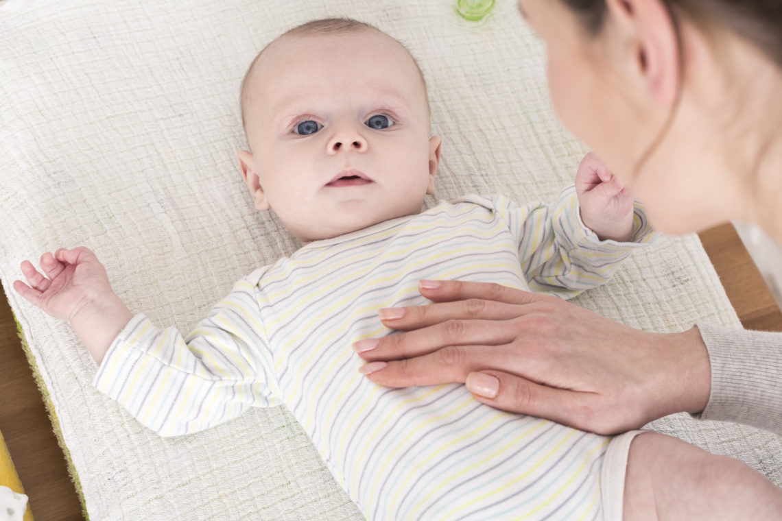 Что говорит о коликах у малышей доктор комаровский? колики у новорожденных: советы, рекомендации