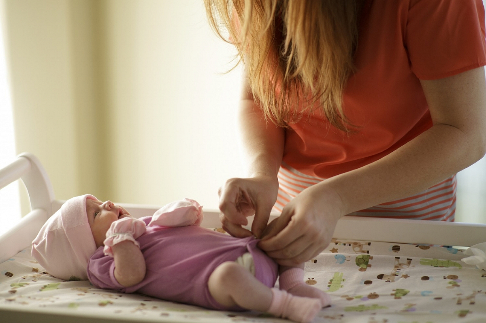 Уход за новорожденным в первый месяц жизни: советы комаровского по уходу за мальчиком и девочкой