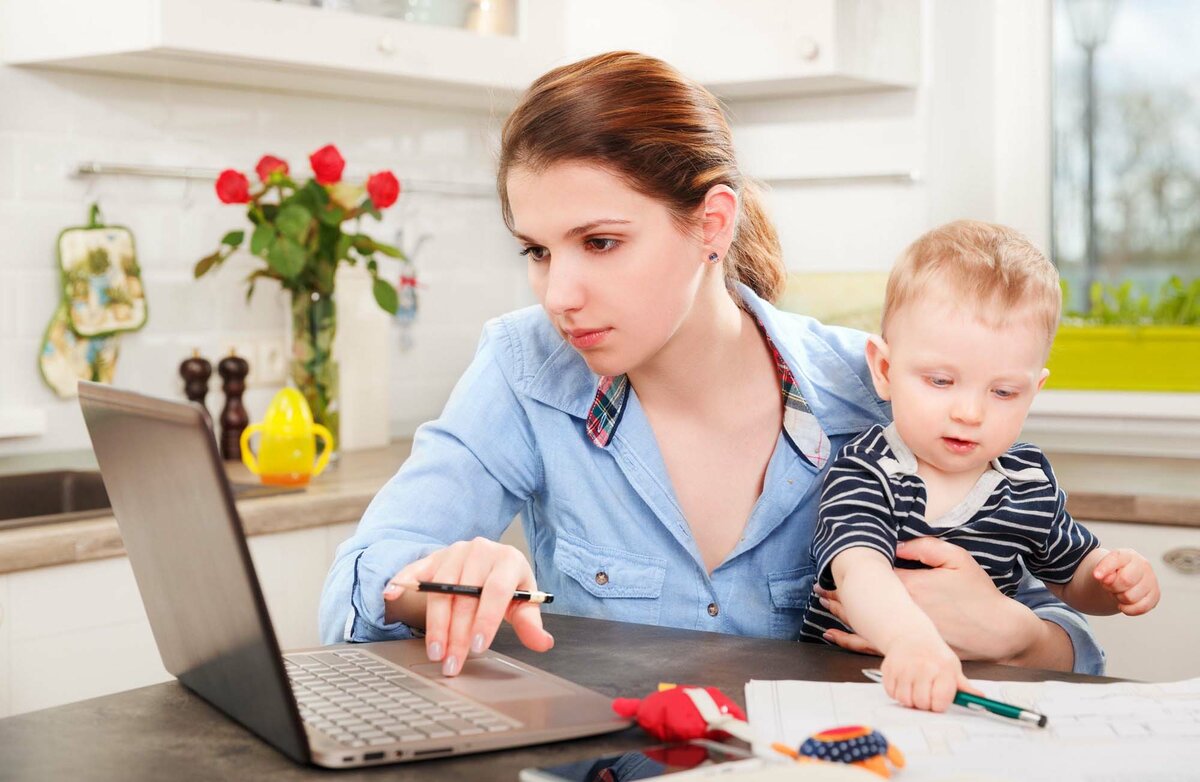 Заработок для мам в декрете написанием или переписыванием статей