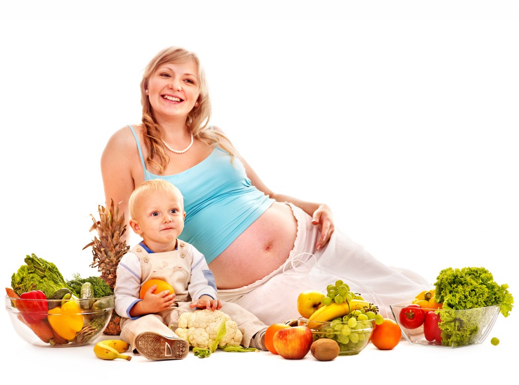 Как правильно питаться во время беременности?