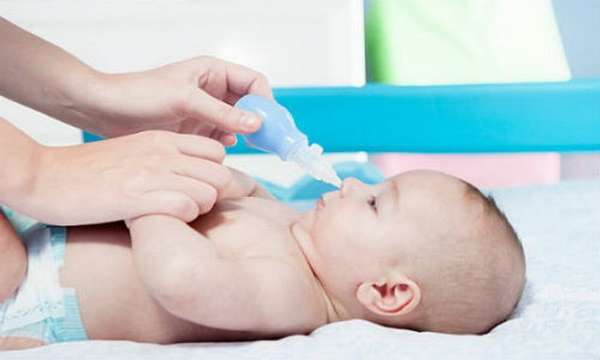 Как почистить носик новорожденному от козявок | простудам-нет