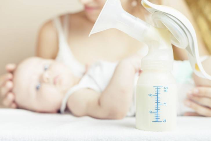 Донорское грудное молоко для ребенка – новинка или хорошо забытые традиции?