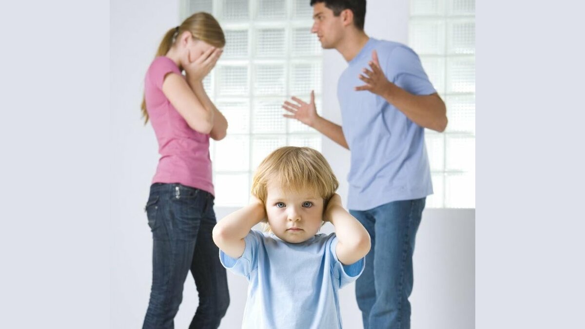Как скандалы в семье влияют на ребенка: что делать родителям