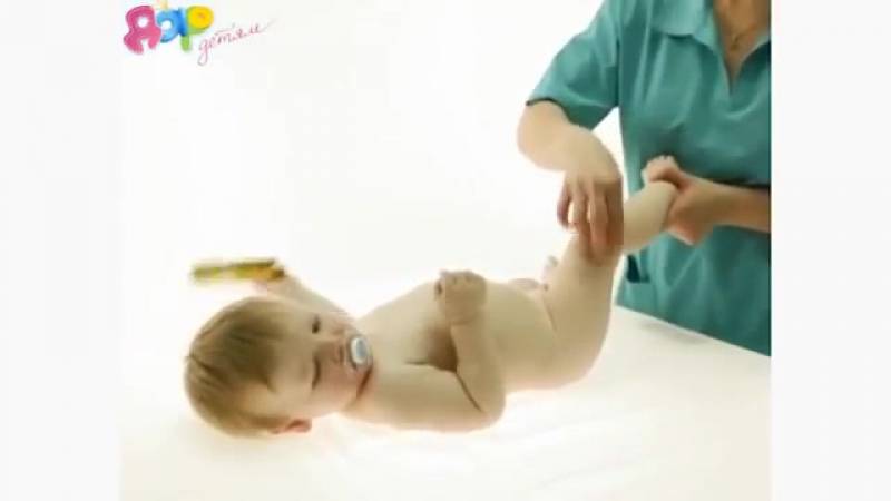 Гимнастика для ребенка 8 месяцев - видео, примеры упражнений