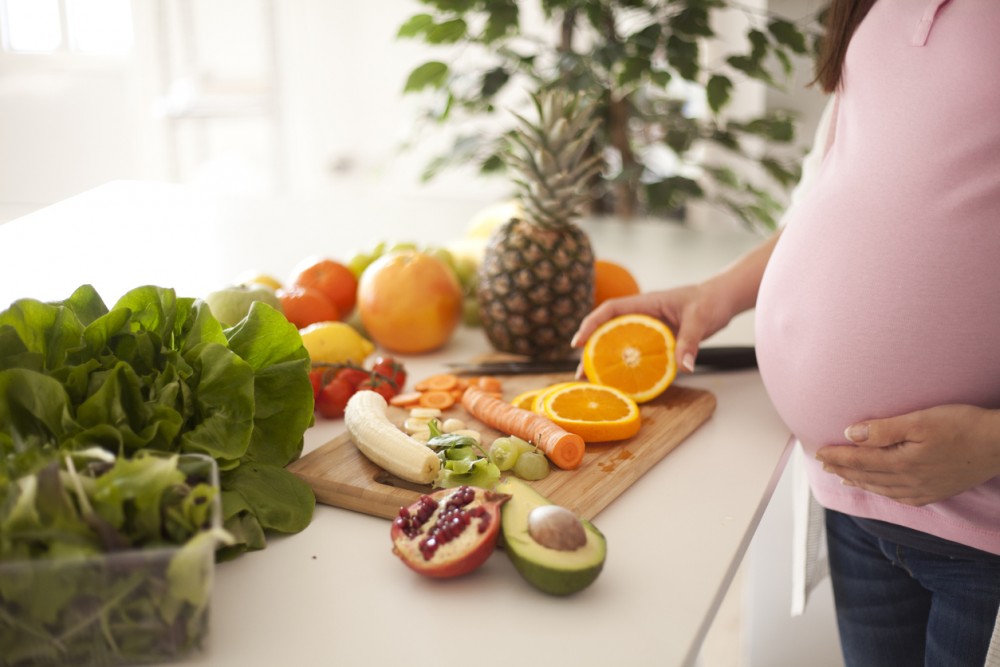 Витамины для беременных в 1 триместре: какие витамину необходимы на ранних сроках / mama66.ru