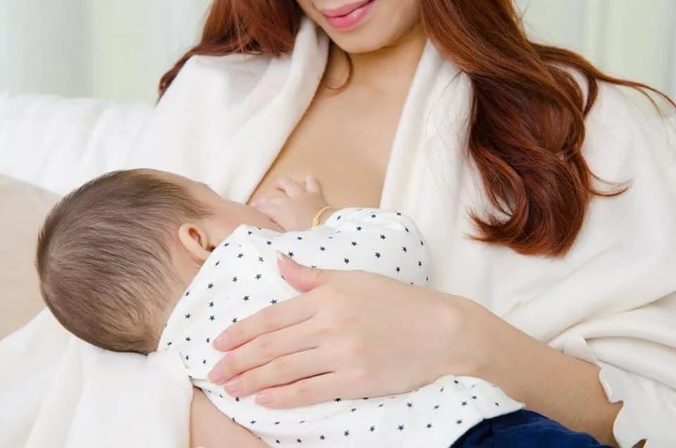 Можно ли кормить грудью ребенка при муже