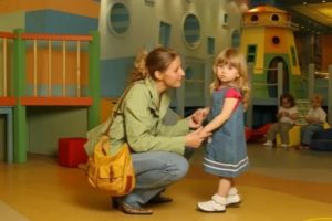 Детский сад: нужен ли ребенку и как подготовиться? 2 вопроса психологу. адаптация ребенка в детском саду