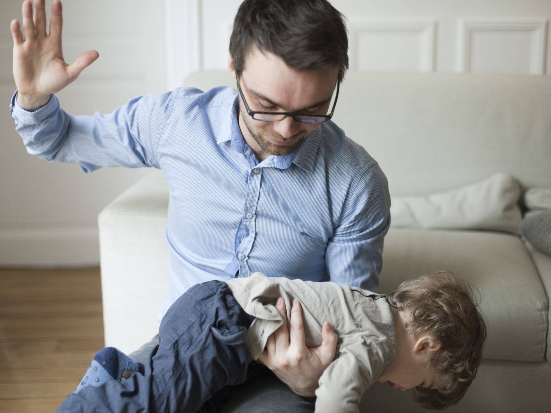 Можно ли бить детей: 8 фактов о физическом наказании