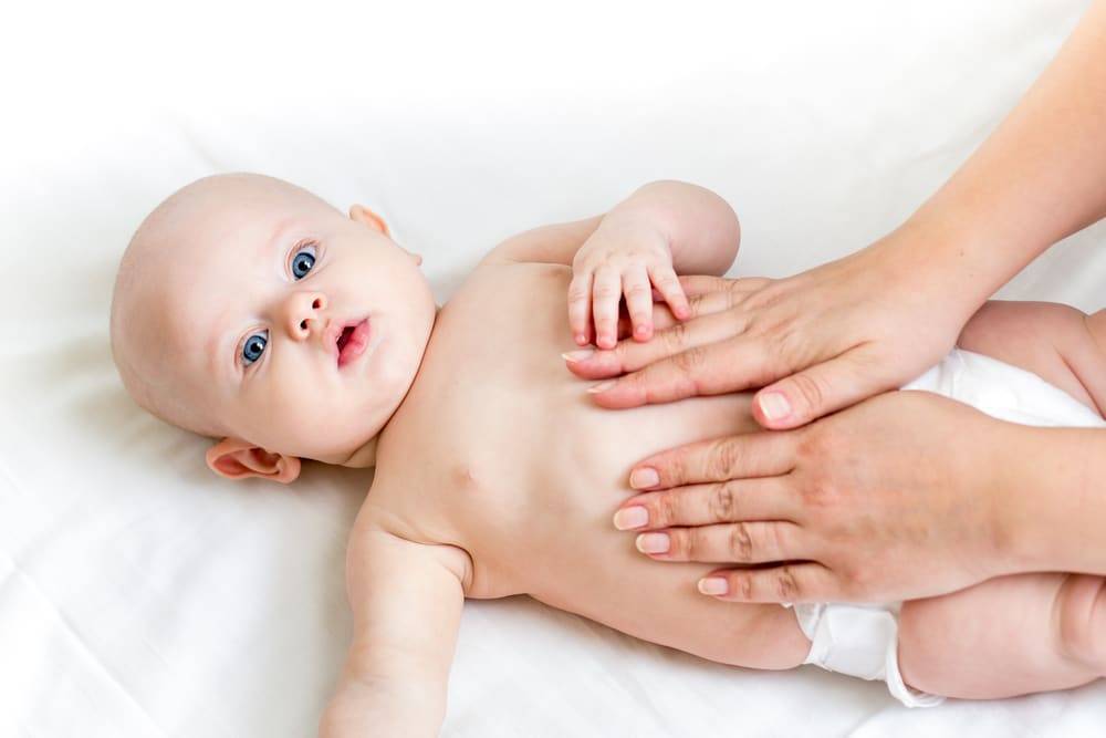 Массаж при коликах у новорожденного: правильные упражнения против коликов у грудничков, мнение доктора комаровского