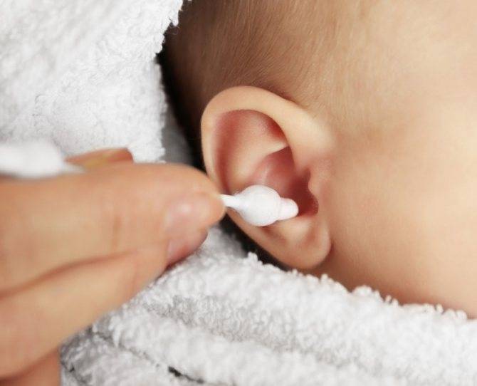 Как правильно чистить уши ребенку 3 года - iealmed-klinika.ru