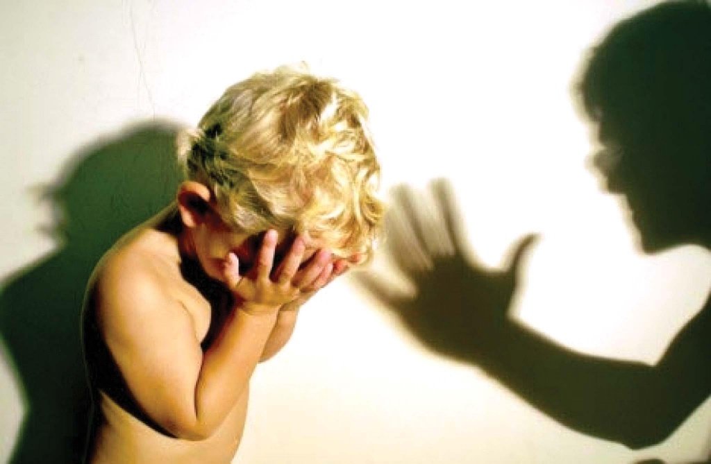 Почему нельзя бить ребенка – последствия физического наказания детей