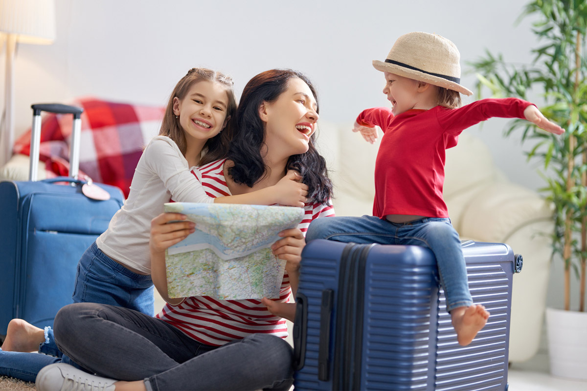 Путешествия с ребенком: все что нужно знать родителям перед поездкой