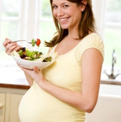 Не опасно ли вегетарианство во время беременности?