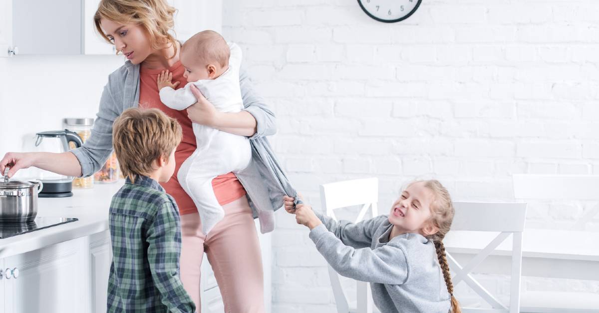 Счастливая многодетная семья: 8 правил как не сойти с ума в большой семье