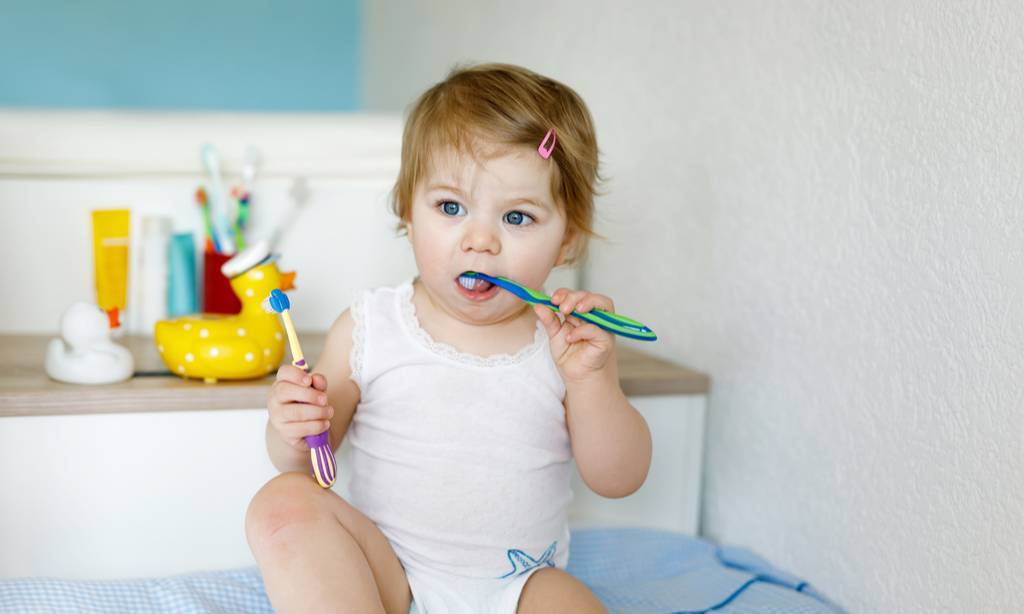 Без гигиены никуда – как научить ребенка чистить зубы