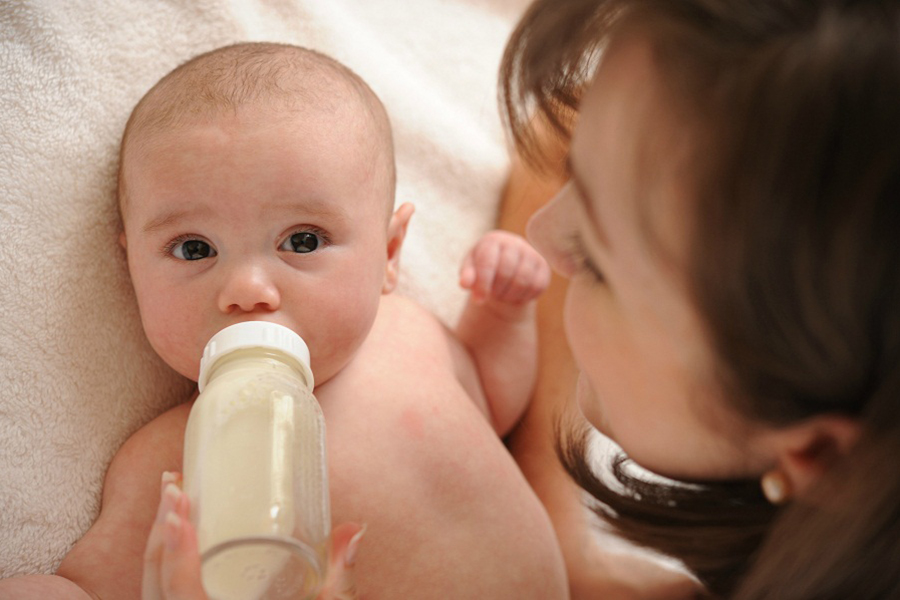 Кормилица. донорское молоко — достойная альтернатива искусственным заменителям грудного молока. донорское грудное молоко