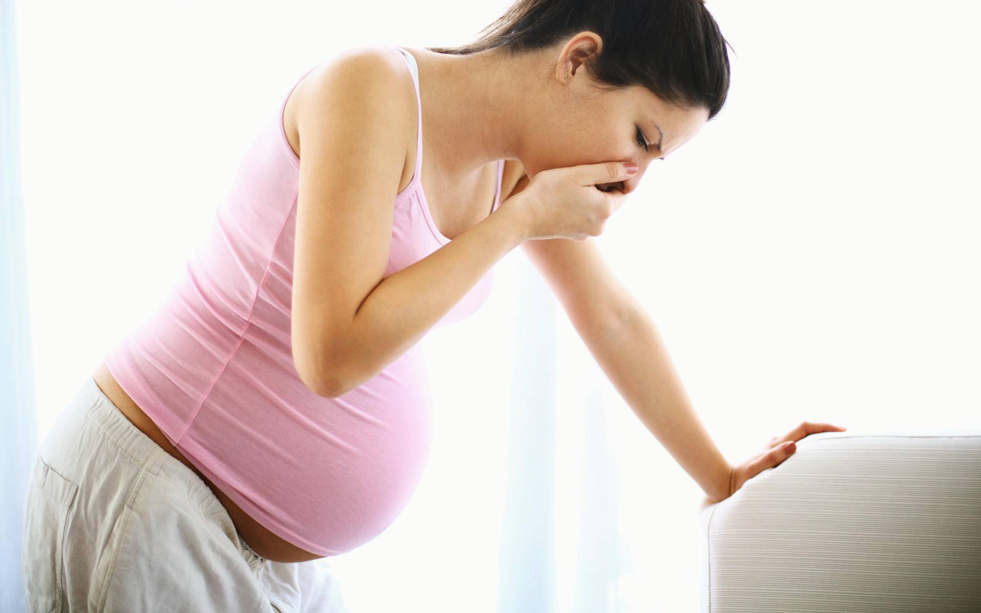 Изжога на ранних сроках беременности: почему и что делать