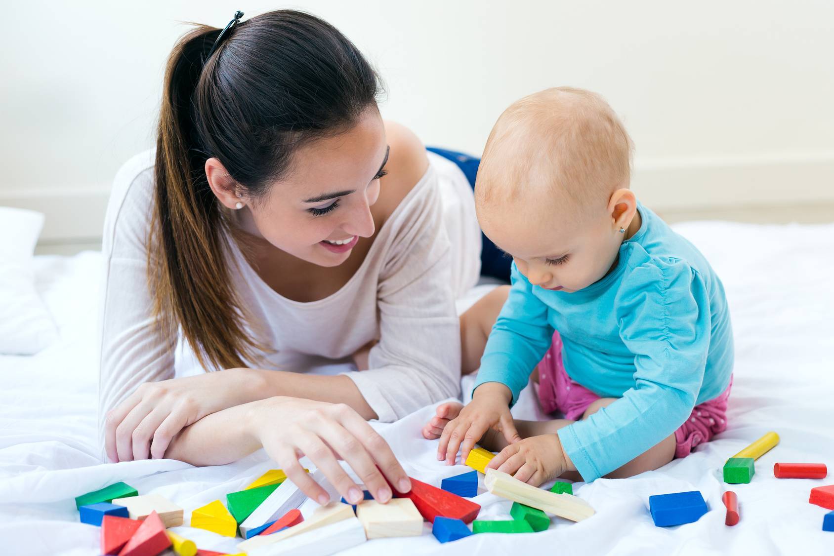Как играть с ребенком трех - шести месяцев?   | материнство - беременность, роды, питание, воспитание