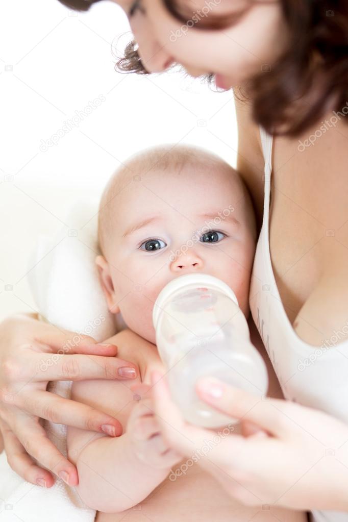 Донорское грудное молоко для ребенка – новинка или хорошо забытые традиции?