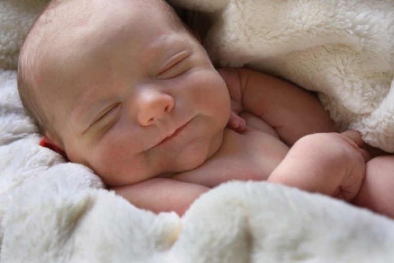 Врачи молчат об этом: 9 чудных фактов о новорожденных