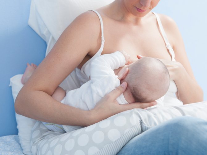 Как понять, что ребенок наелся грудным молоком | уроки для мам