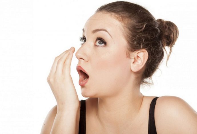Неприятный запах изо рта у ребенка - причины, лечение и профилактика