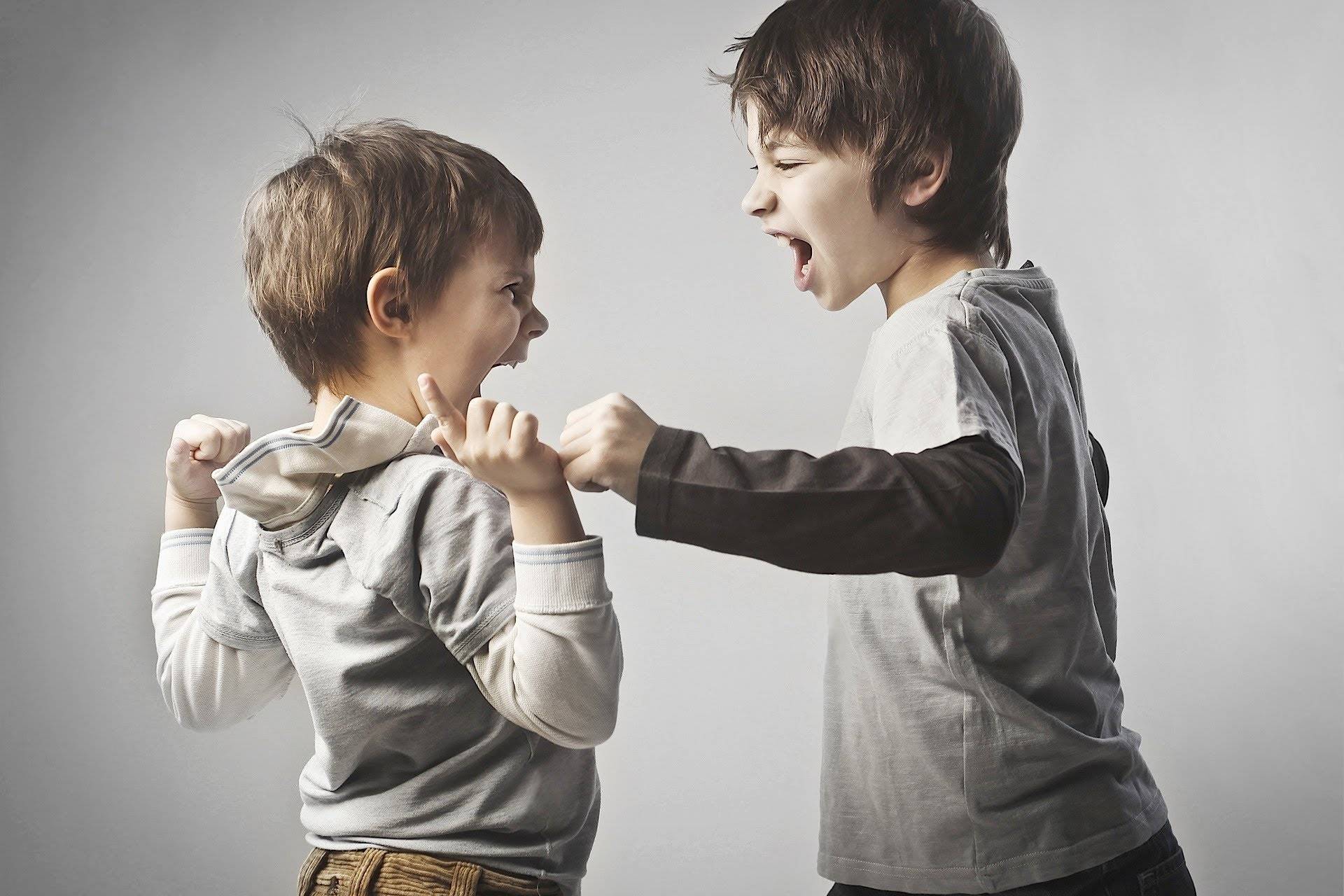 7 причин, почему с ребенком не хотят дружить другие дети ❗️☘️ ( ͡ʘ ͜ʖ ͡ʘ)