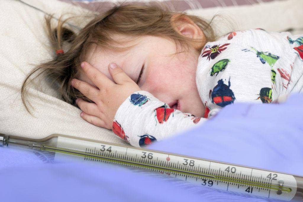 Судороги у ребенка: причины судорог во сне, первая помощь - что делать, неотложная помощь и последствия