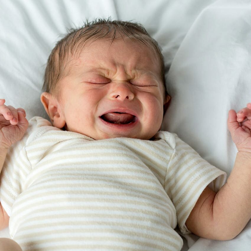 Ребенок плохо спит ночью: причины, что делать