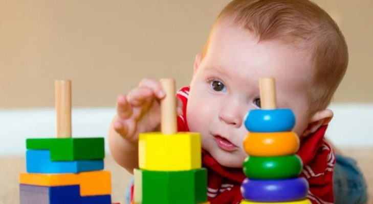 Детская пирамидка: какую выбрать и как научить ребенка в нее играть? | любящая мама
