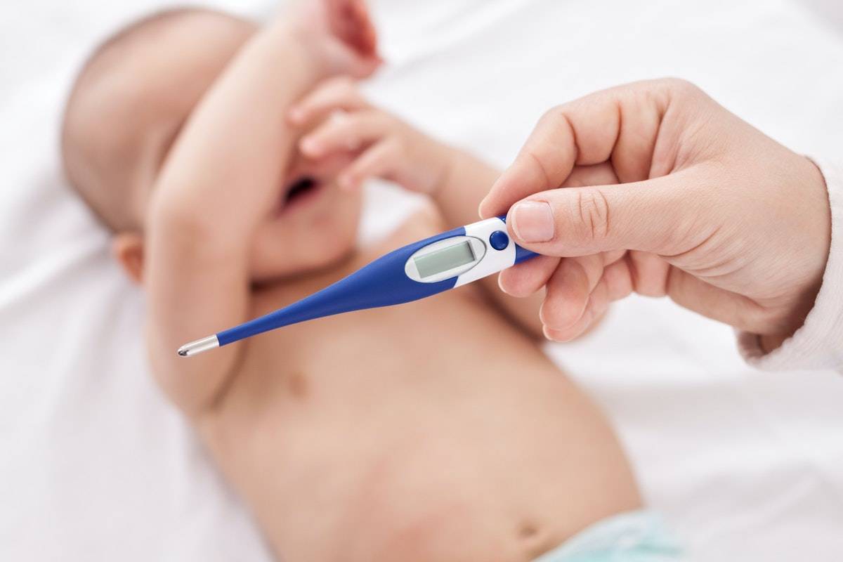 Как нужно мерить температуру тела у новорожденного?