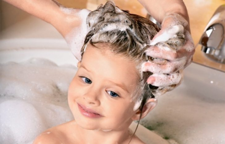 Ребенок боится мыть голову, что делать как заставить ребенка мыть голову