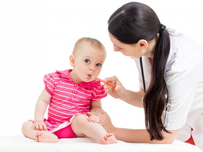 Как дать ребенку лекарство чтобы не выплюнул - советы мамам и папам
