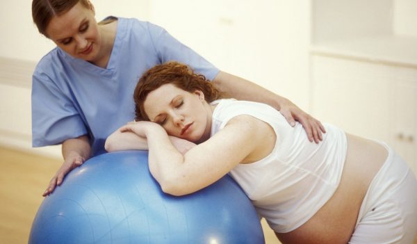 Подготовка к родам: упражнения, правильное дыхание при родах и схватках