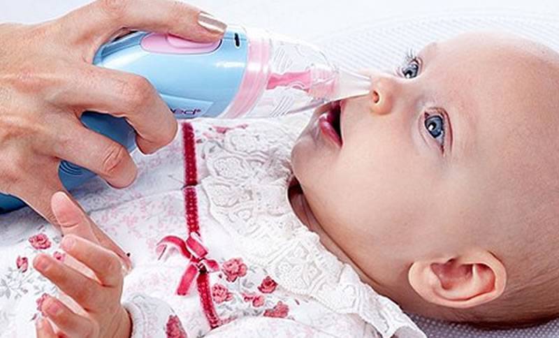 Как почистить нос новорожденному от козявок и соплей |