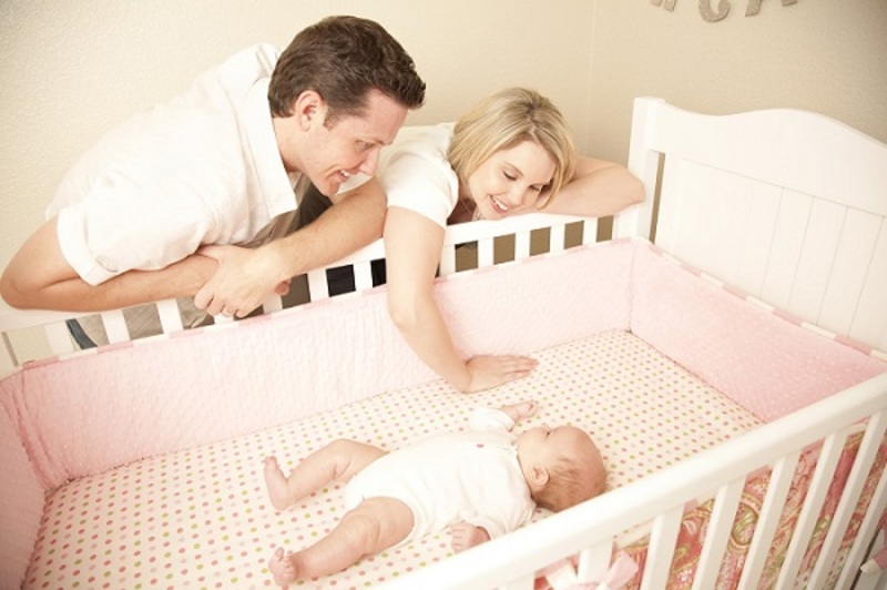 Как приучить ребенка спать в своей кроватке: полезные советы для родителей