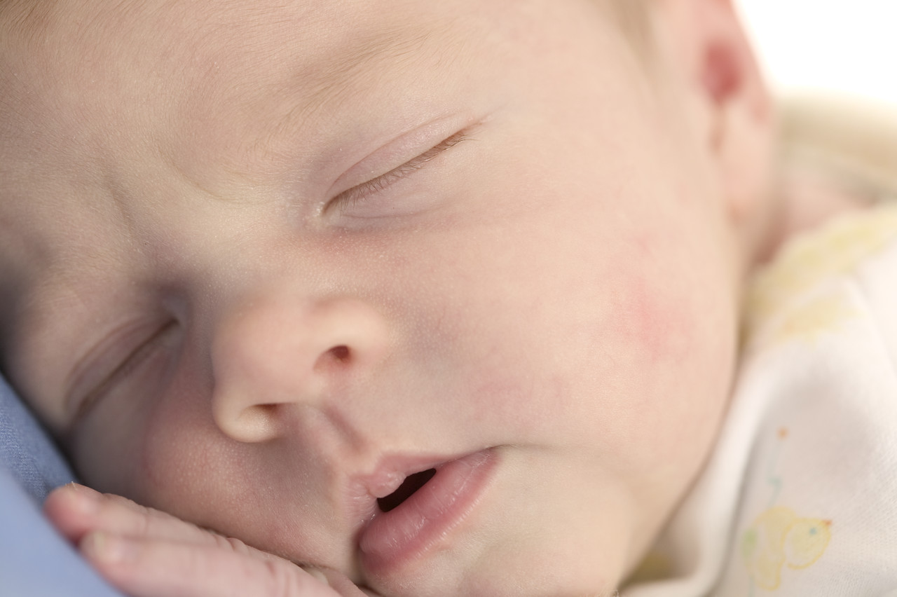 Комаровский о проблемах ночного сна у грудных детей