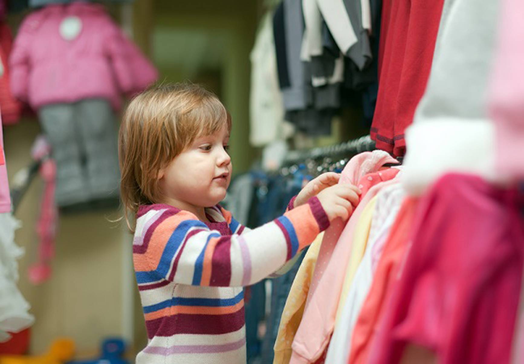 10 главных ошибок, которые делает почти каждая мама при выборе первой одежды для малыша