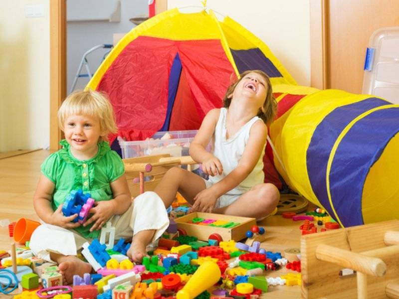 Чем занять детей в 1-2 года: лучшие игры и развлечения для маленького ребенка
