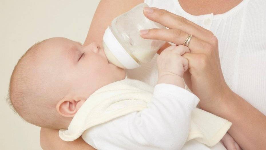 Как правильно кормить новорожденного: в подробностях. основы: как правильно кормить ребенка грудью и из бутылочки - автор екатерина данилова - журнал женское мнение