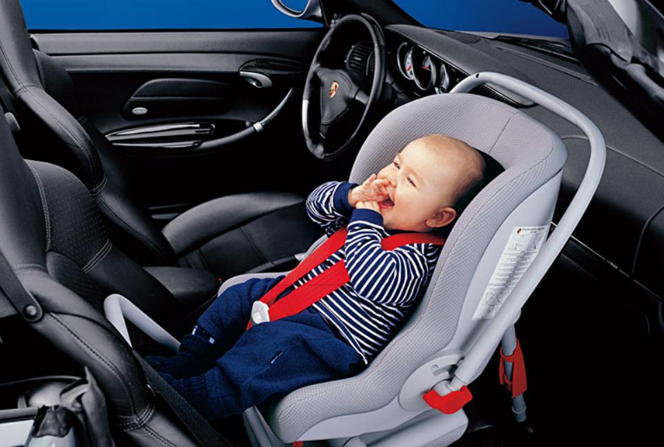 Правила перевозки детей в автомобиле с учётом возраста
