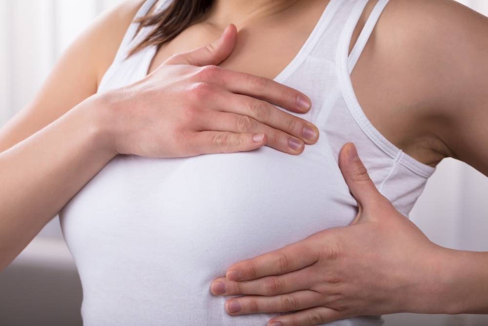Частая жалоба женщин: месячные прошли, а грудь болит — портал о заболеваниях груди