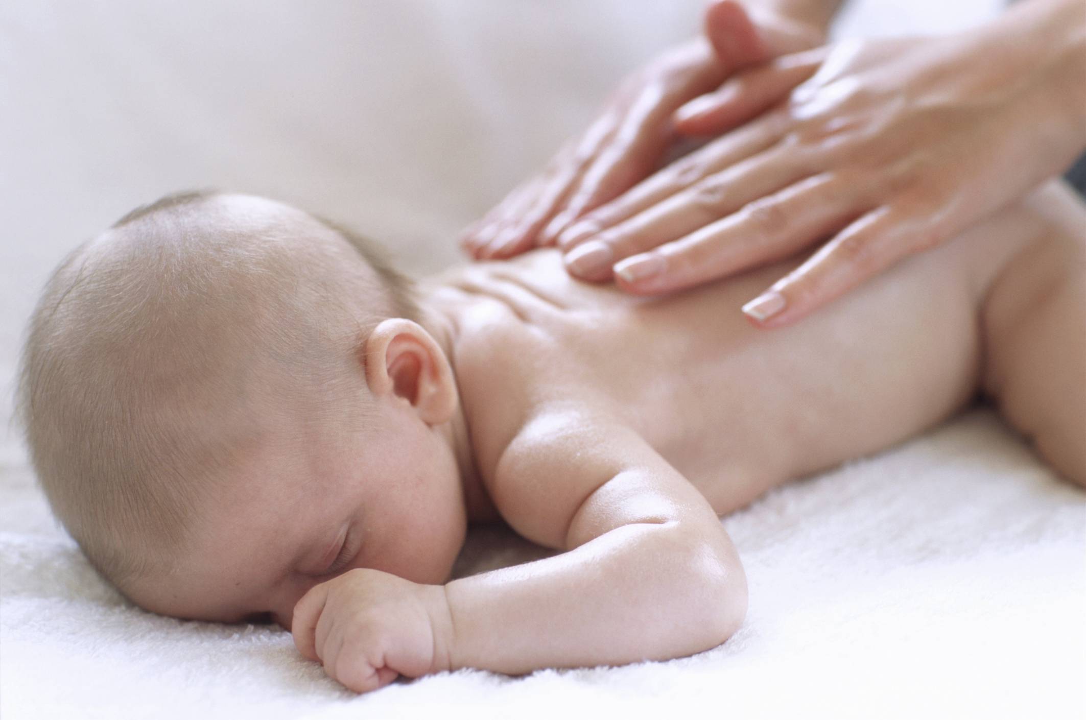 Гипотонус у грудничка: признаки и лечение пониженного тонуса мышц у ребенка