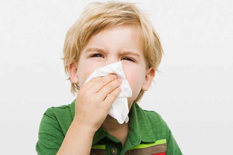 Аллергический ринит: лечение у детей. список лекарств от аллергии