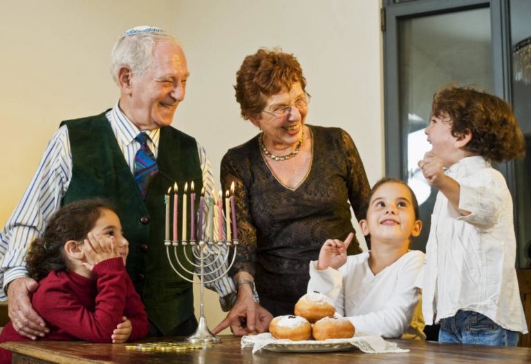Секреты еврейских мам: 6 принципов воспитания